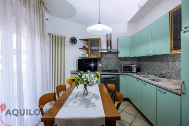 appartamento per 5 o 6 persone in affitto per le vacanze a Riccione - OLIV7