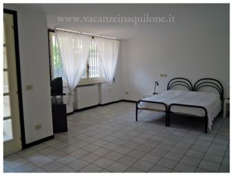 ampio appartamento monolocale per 4 persone in affitto per le vacanze a Riccione - FILI